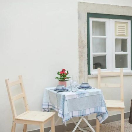 Alfama Charming Apt With 2 Free Bikes By Timecooler Lisboa المظهر الخارجي الصورة